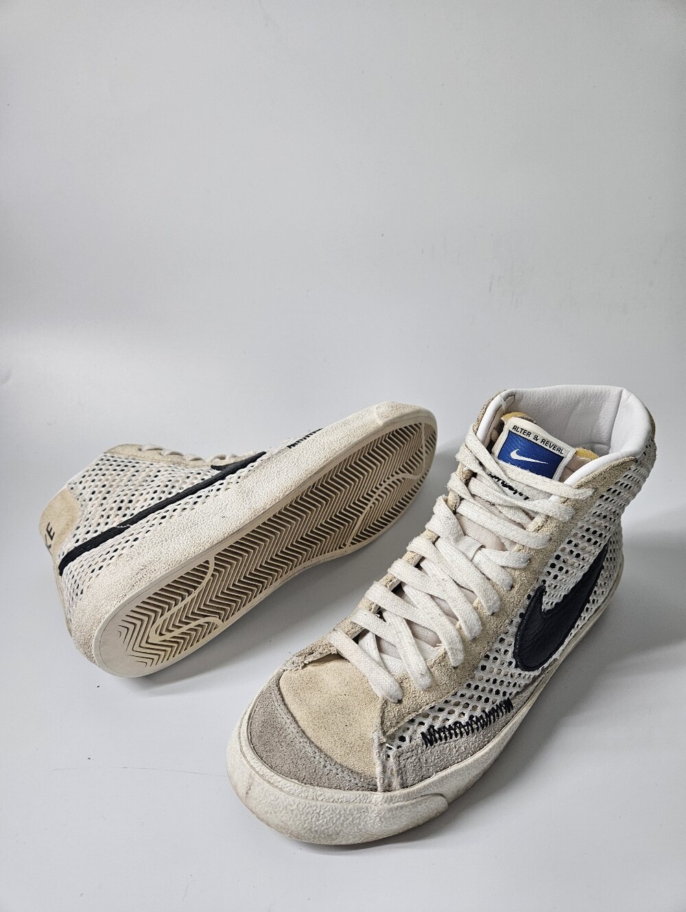 Nike Blazer Mid  77  Alter & Reveal  (GS) 6Y / Women s Size 8